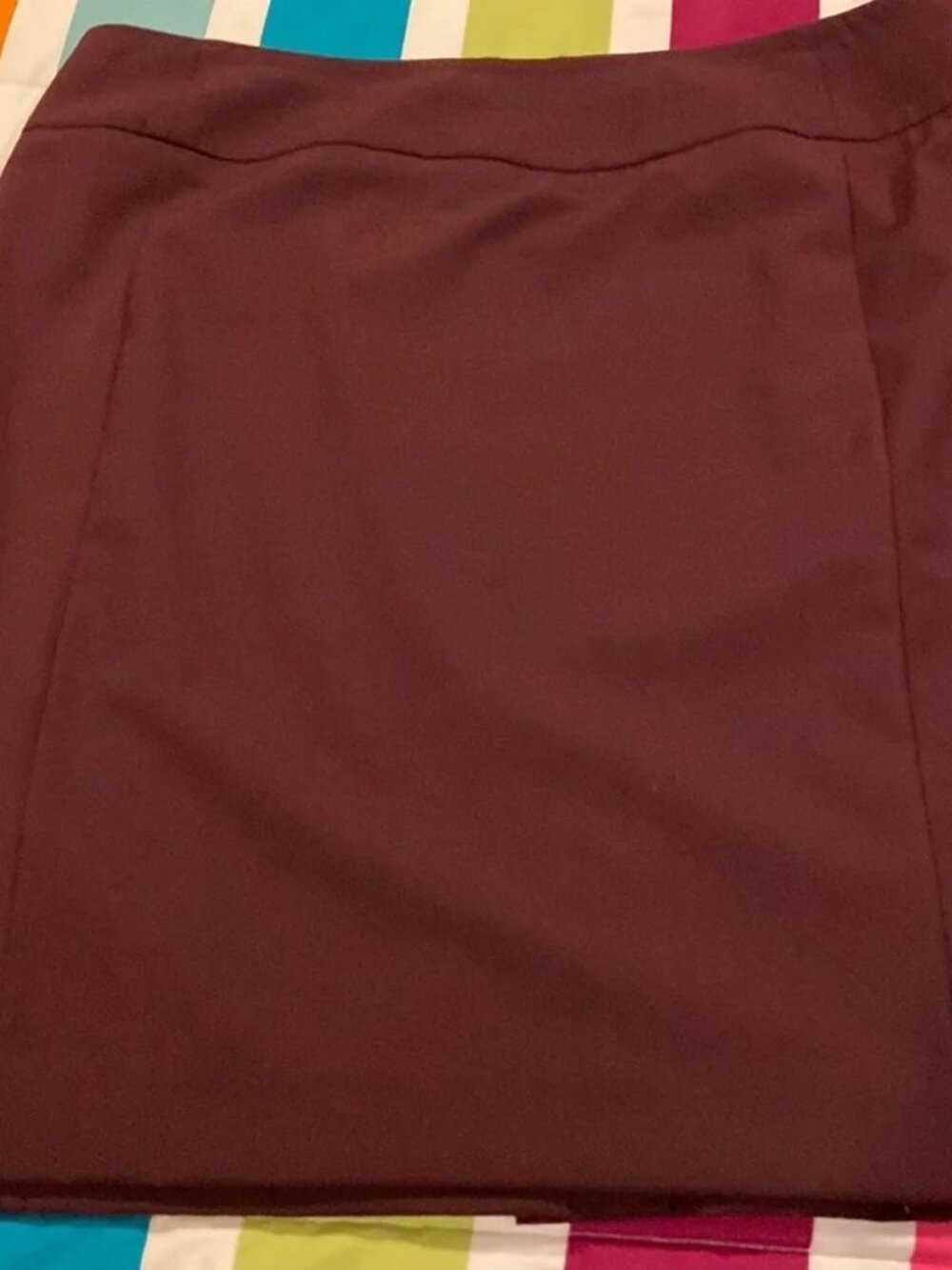 EUC Apt. 9 Women’s Burgundy Pencil Skirt Sz 12